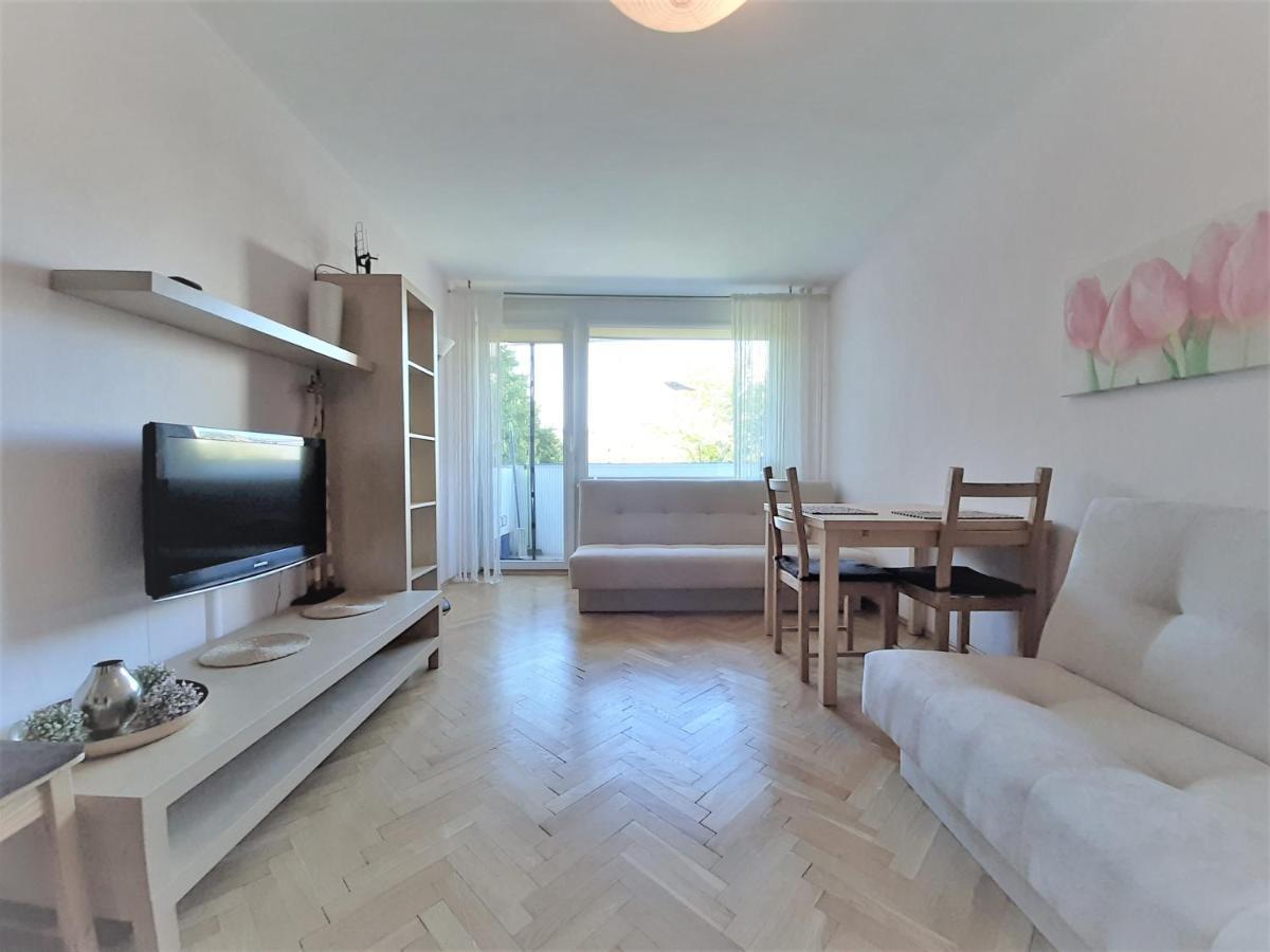 Your Best Apartment Kolobrzeska Gdansk Luaran gambar